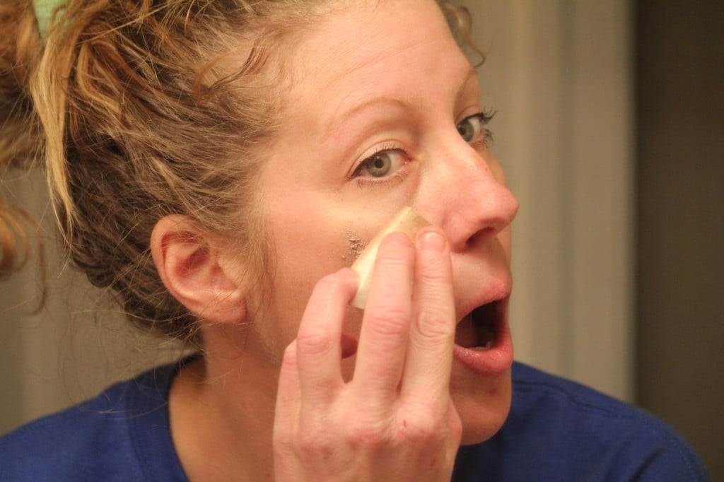 DIY Smooth Finish Foundation Application - By: Scratch Mommy