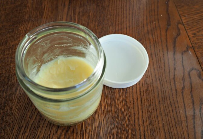 This DIY healing boo-boo balm is simple and easy to make. On a tight budget? There's a frugal recipe option so you can still enjoy a homemade non-toxic balm.