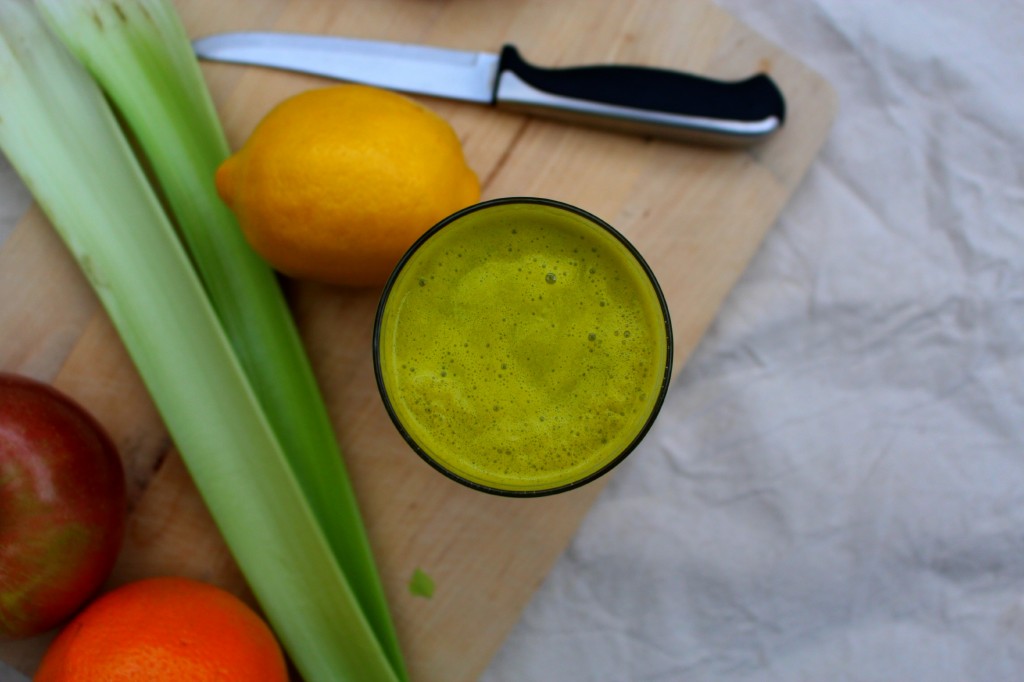 This immune boom juice gives you an extra nutrient-rich kick using whole, fresh, healthy foods. Simple to make, and deliciously refreshing, it's great for when you need an immune boost or if you're just craving a fresh juice.
