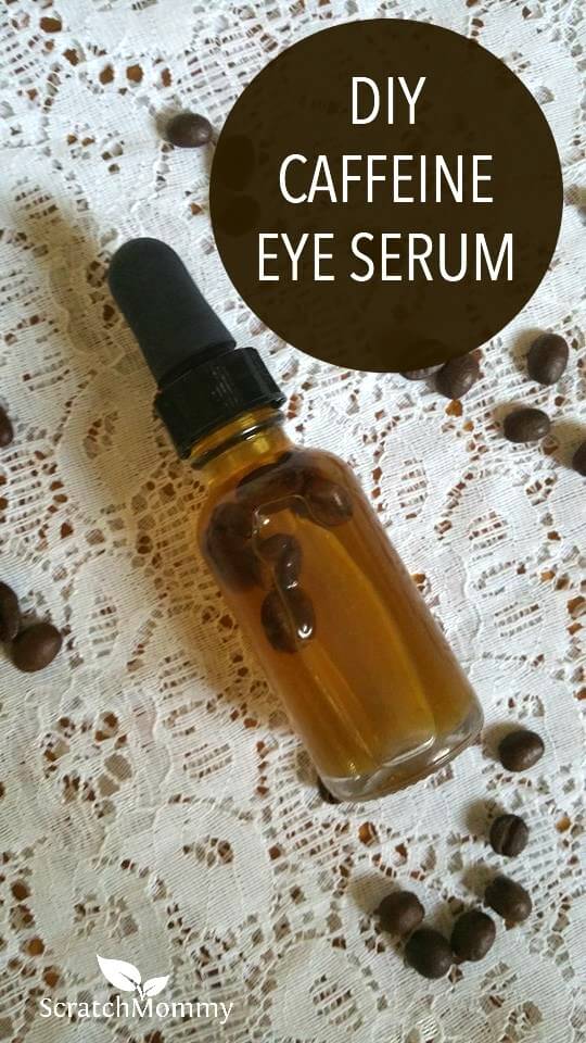 This DIY caffeine eye serum perks up the eyes & smells like perfection. Most importantly, it's all natural, with no toxic preservatives or icky ingredients.